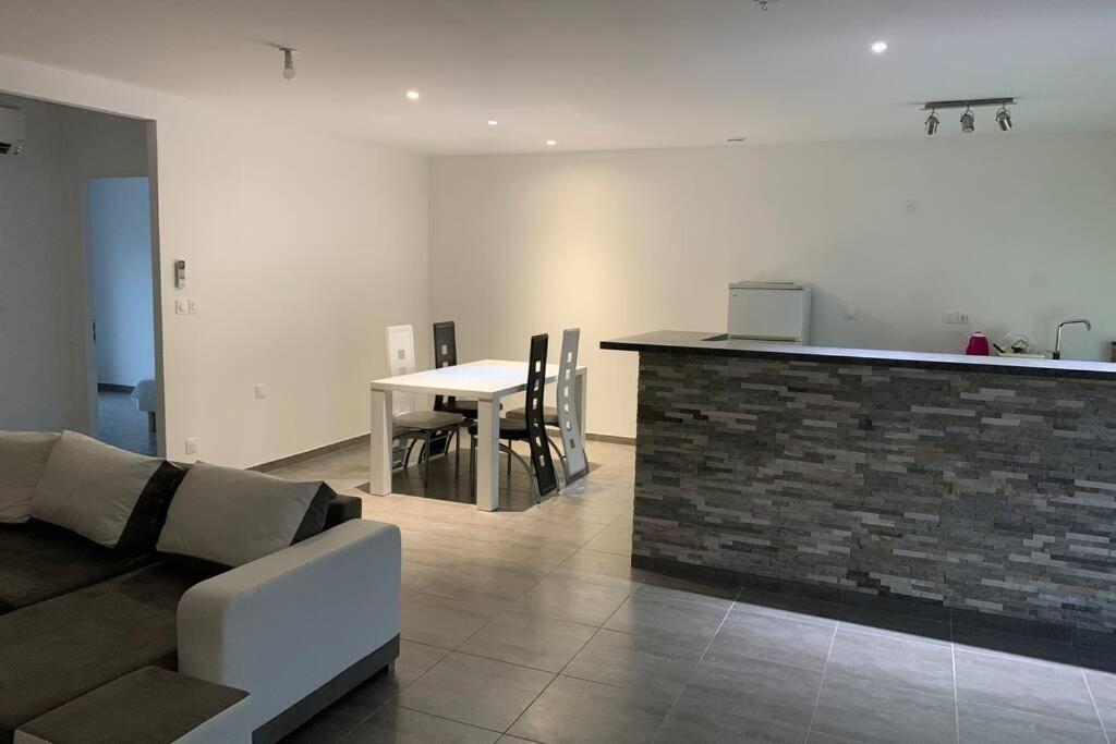 הוילה Bessan Maison De L'Occitanie מראה חיצוני תמונה
